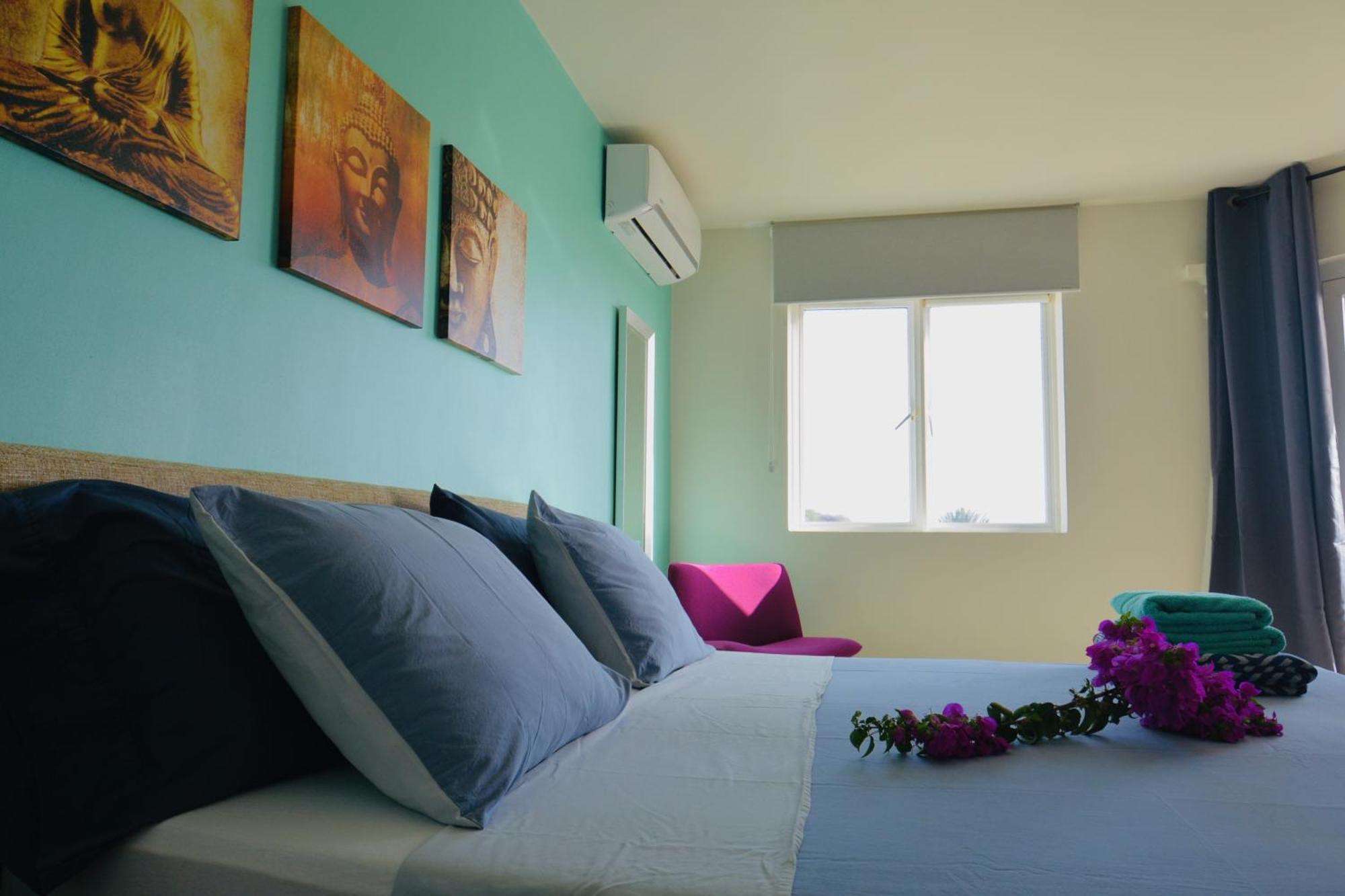 Blue Bay Beach Villas & Apartments Extérieur photo