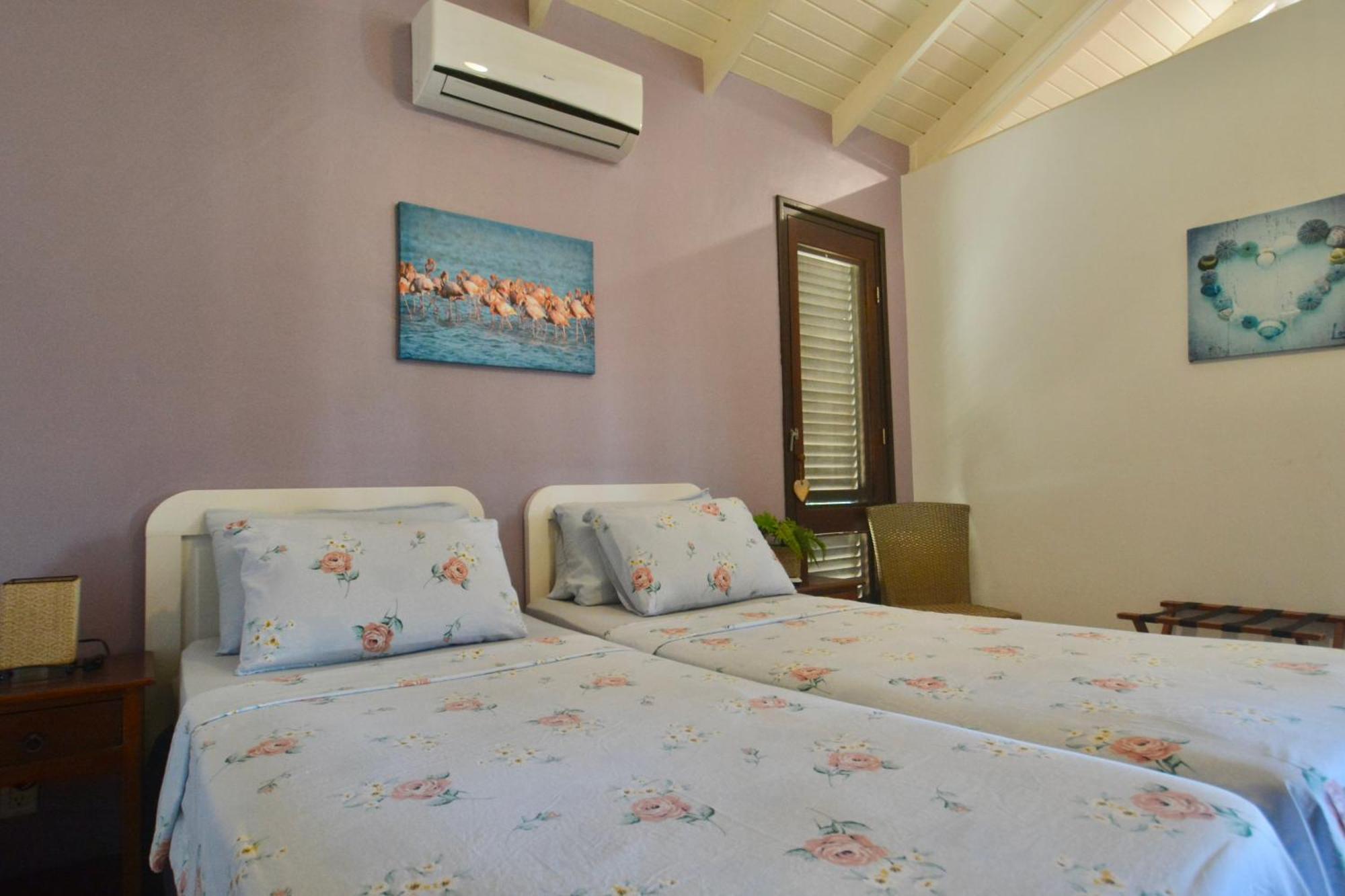 Blue Bay Beach Villas & Apartments Extérieur photo
