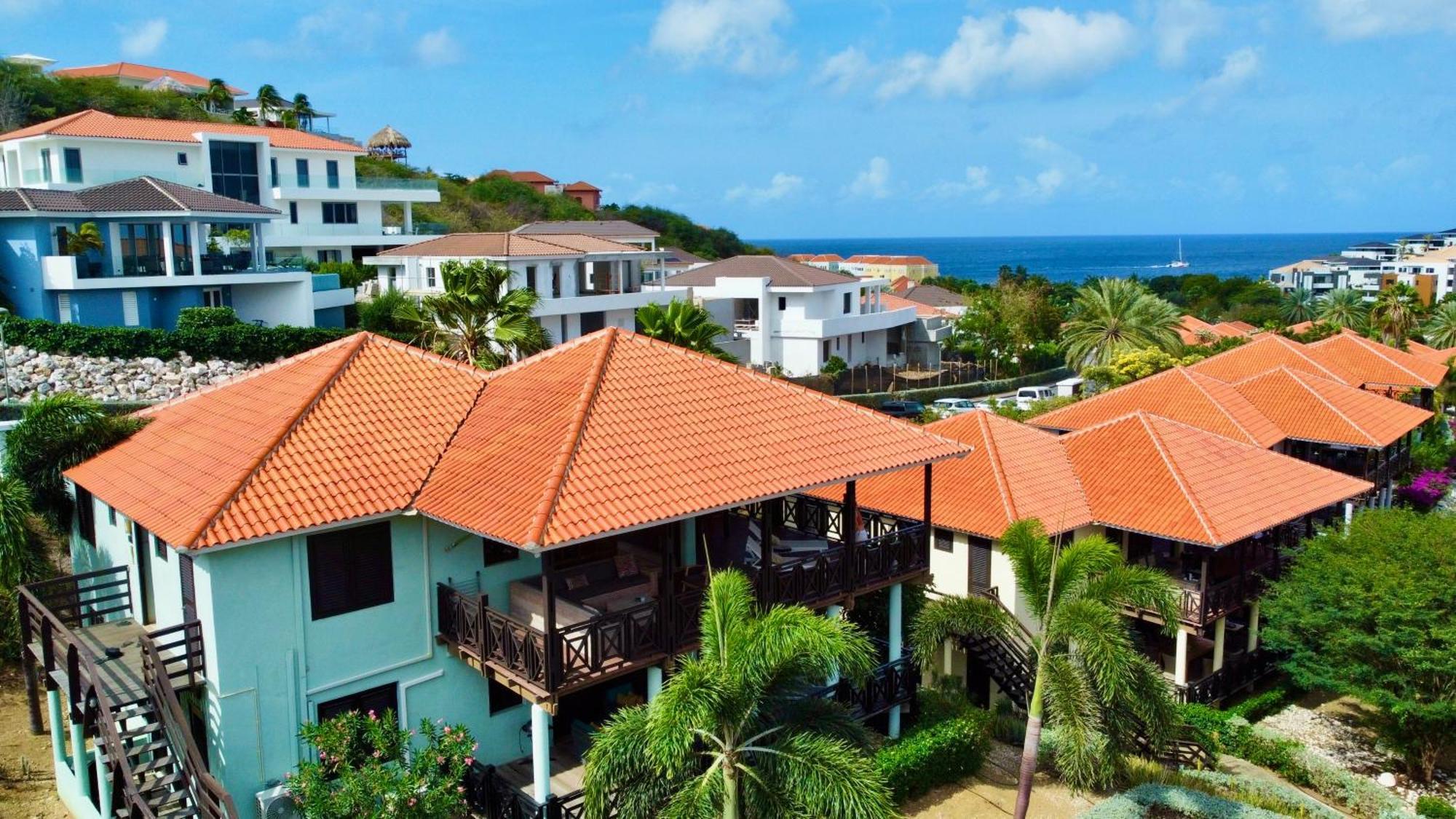 Blue Bay Beach Villas & Apartments Extérieur photo